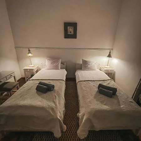 Zamek Bed & Breakfast *