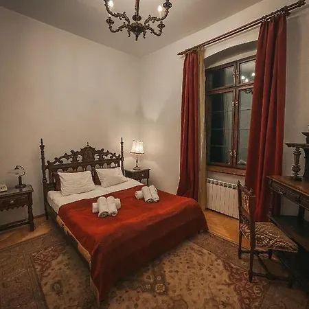 Bed & Breakfast Zamek *