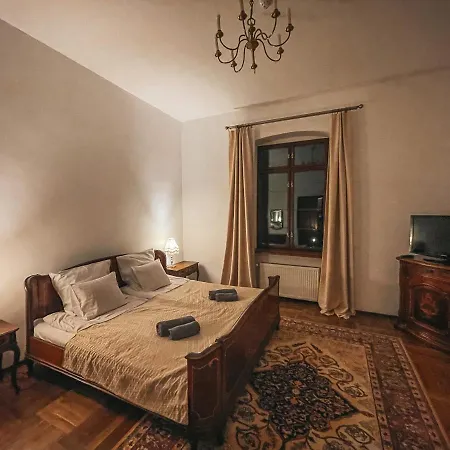 Zamek Bed & Breakfast *
