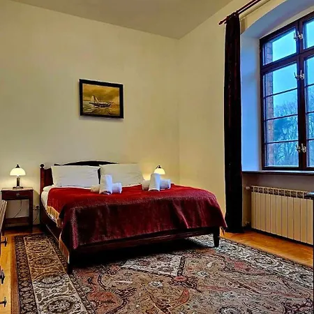 Zamek 4*
