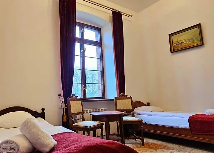 Frühstückspension Zamek 4*